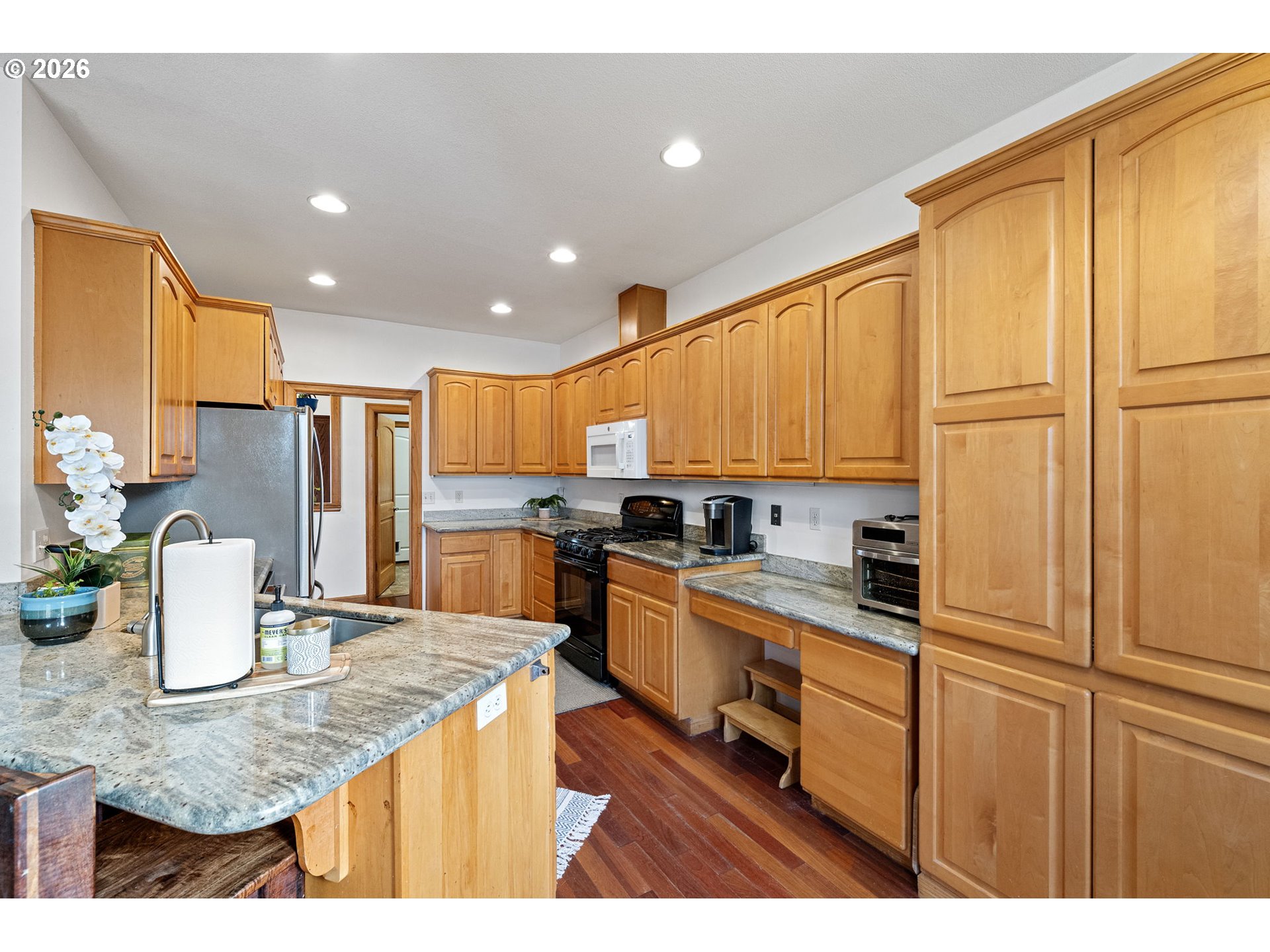 970 T Street Springfield, OR 97477 - Photo 11 of 41