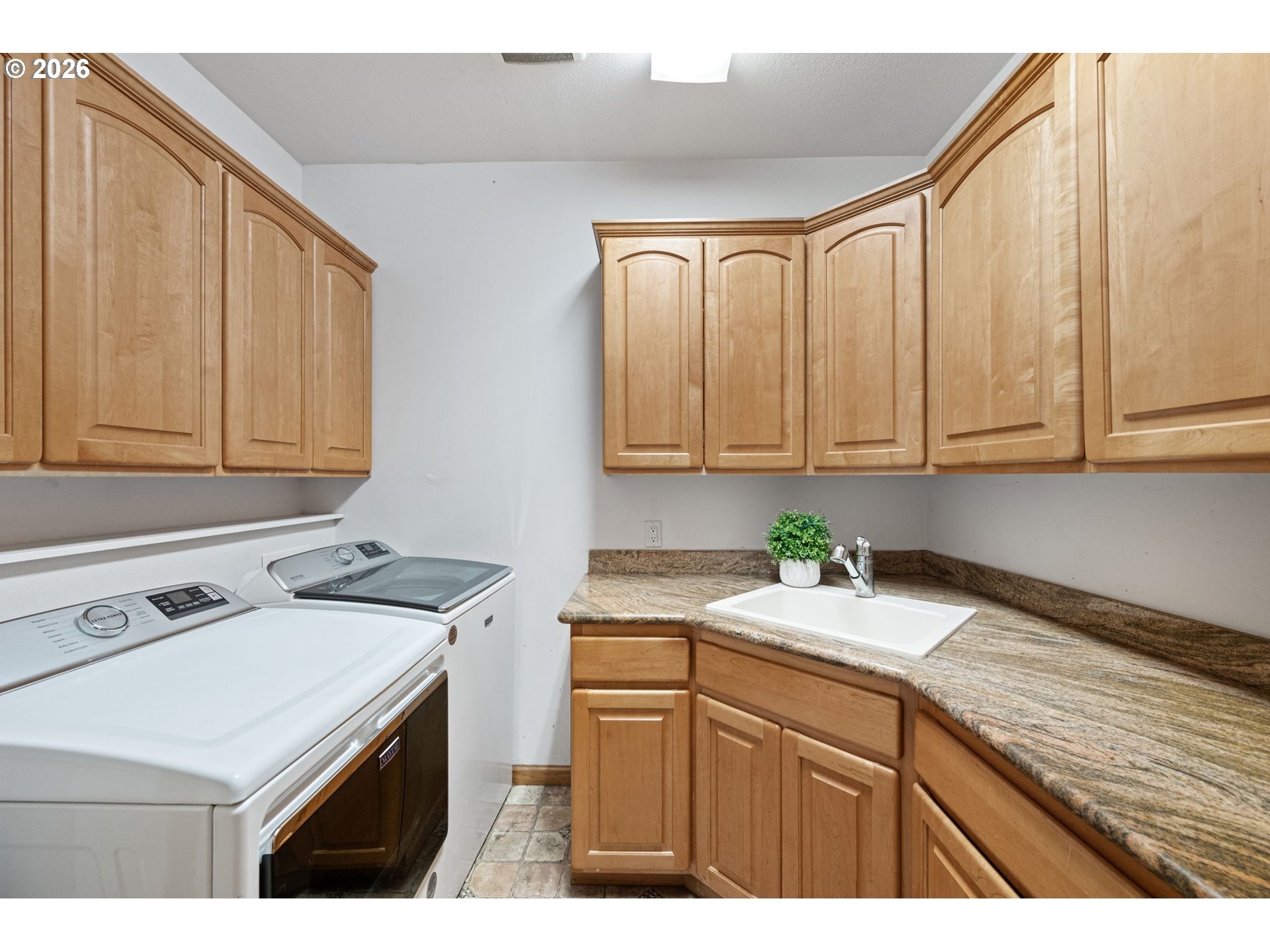 970 T Street Springfield, OR 97477 - Photo 30 of 41