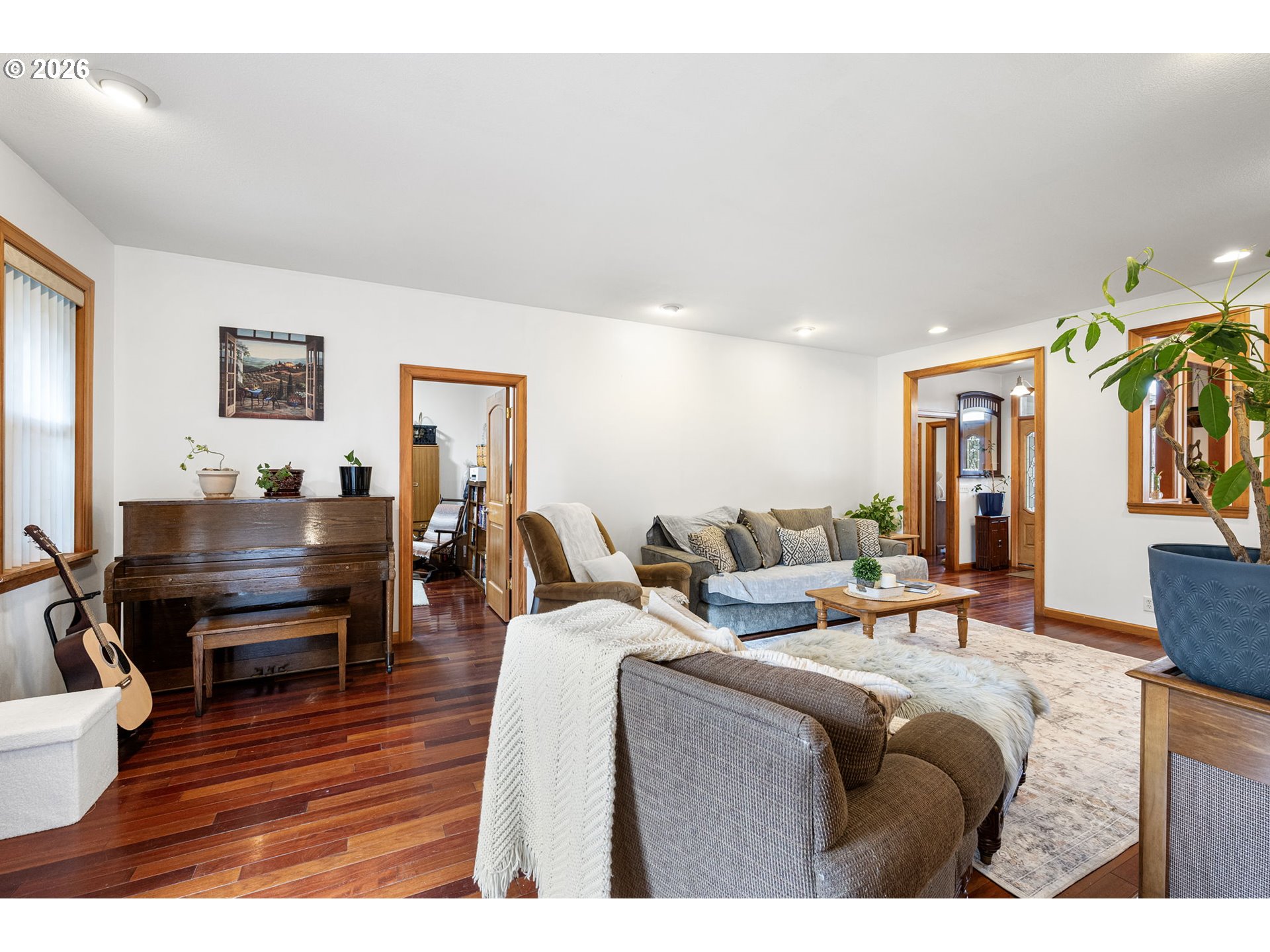 970 T Street Springfield, OR 97477 - Photo 7 of 41