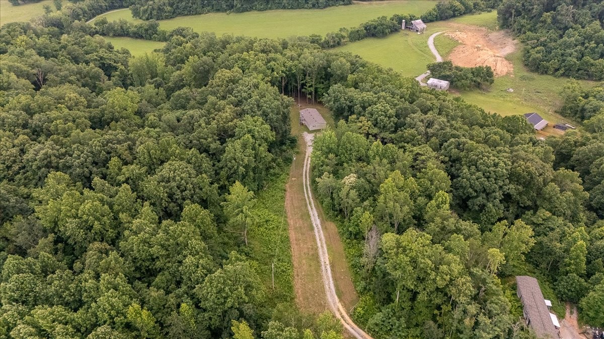 5077 Southpoint Ridge Road Hampshire, TN 38461 - Photo 43 of 47