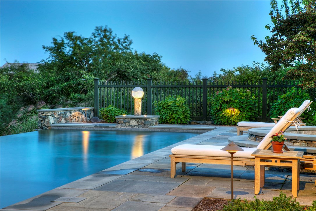 146 Brenton Road Newport, RI 02840 - Photo 38 of 39 Gallery Image 38