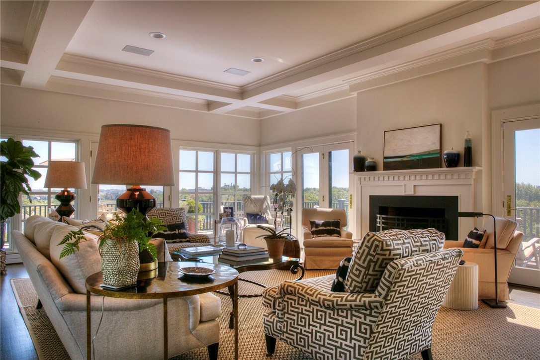 146 Brenton Road Newport, RI 02840 - Photo 8 of 39 Gallery Image 8