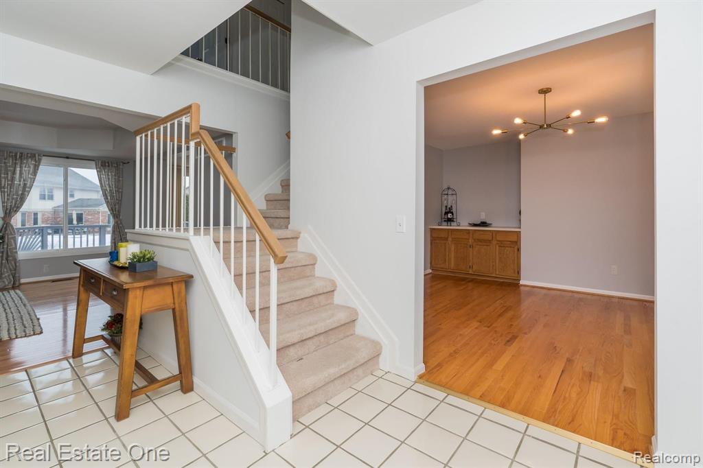 3151 Primrose Drive Rochester Hills, MI 48307 - Photo 3 of 48