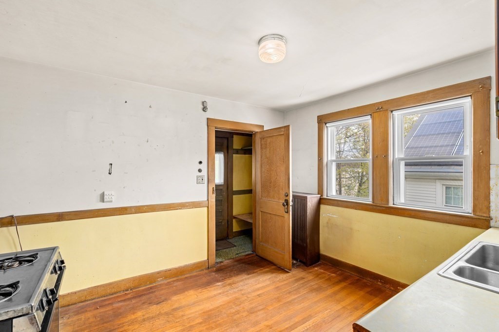 29-31 Coleman Road Arlington, MA 02476 - Photo 7 of 42 Gallery Image 7
