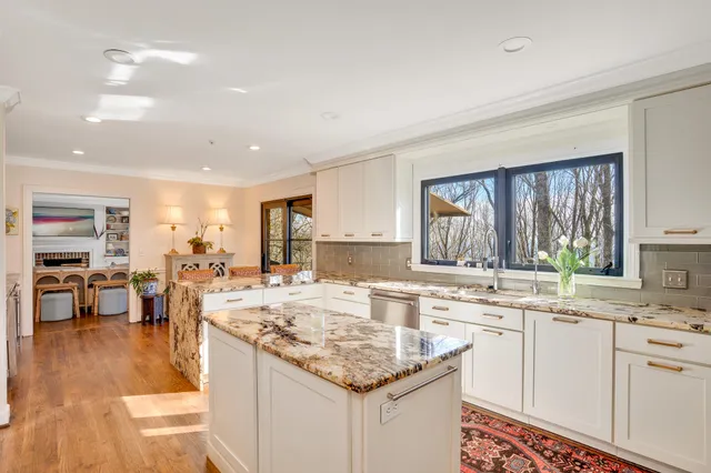 $1,450,000 | 1117 Mountain Terrace, Lookout Mountain, GA 30750