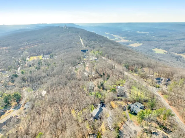 $1,450,000 | 1117 Mountain Terrace, Lookout Mountain, GA 30750