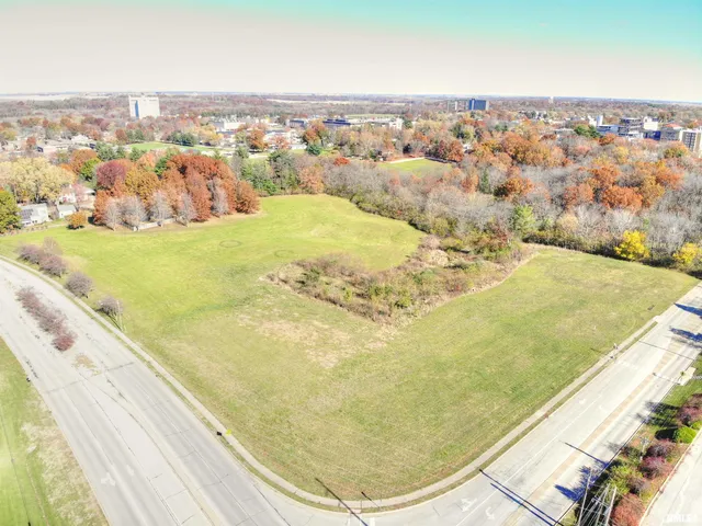 $145,000 | 1500 West Adams Road, Macomb, IL 61455