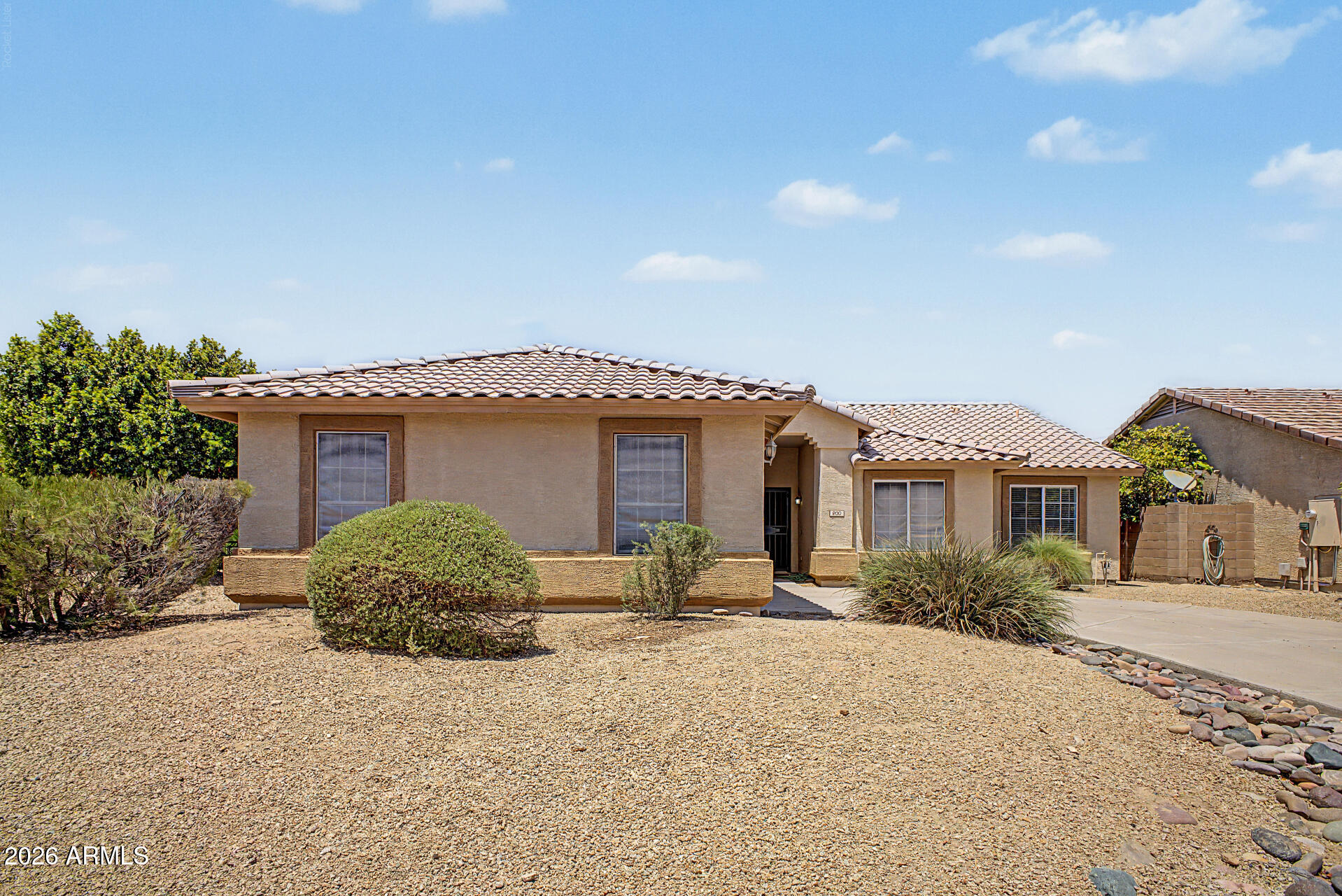 930 East Harwell Road Phoenix, AZ 85042 - Photo 1 of 38 01 - Harwell 930
