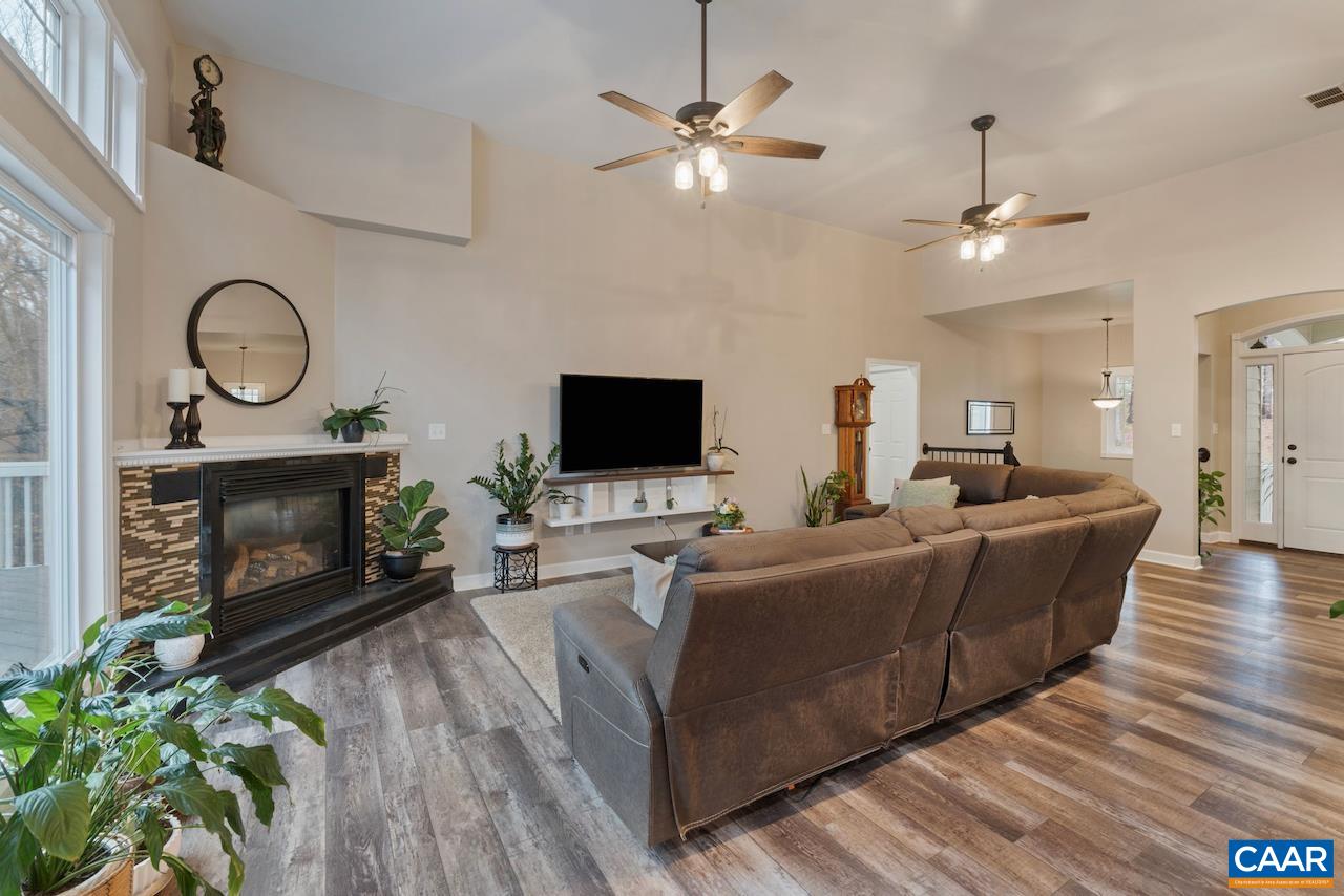 873 Paynes Mill Road Troy, VA 22974 - Photo 6 of 33 Gallery Image 6