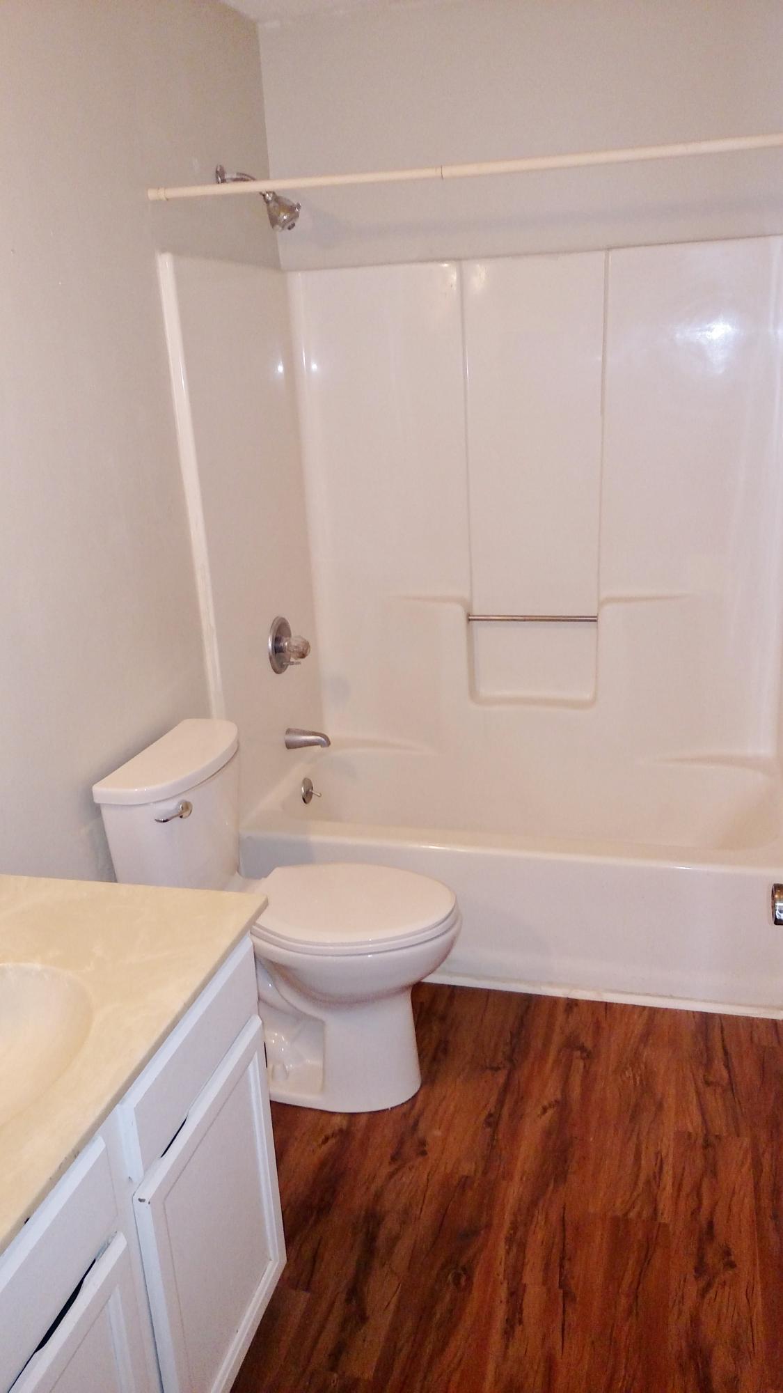 401 Laurel Ridge Road North Charleston, SC 29418 - Photo 17 of 26 Bathroom