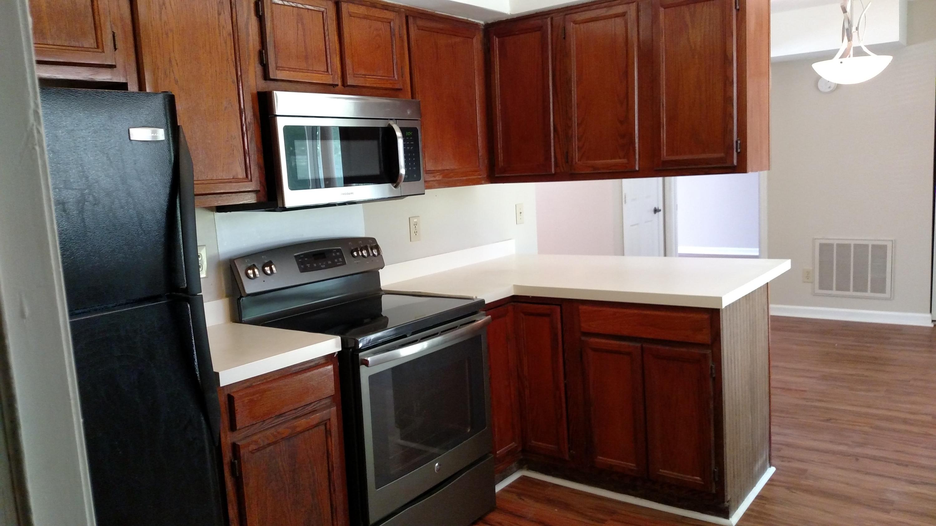 401 Laurel Ridge Road North Charleston, SC 29418 - Photo 7 of 26 Kitchen