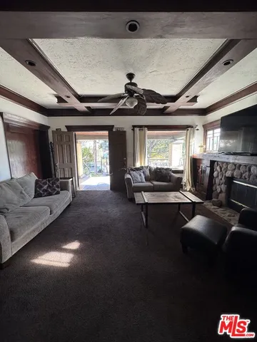 $3,500 | 147 North Dillon Street, Los Angeles, CA 90026