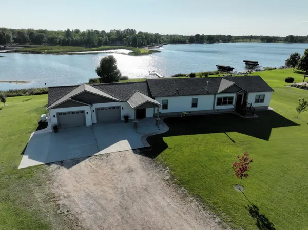 $749,900 | 39949 Sunset Shores Road Southeast, Mentor, MN 56736