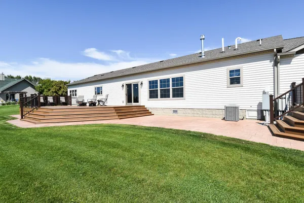 $749,900 | 39949 Sunset Shores Road Southeast, Mentor, MN 56736