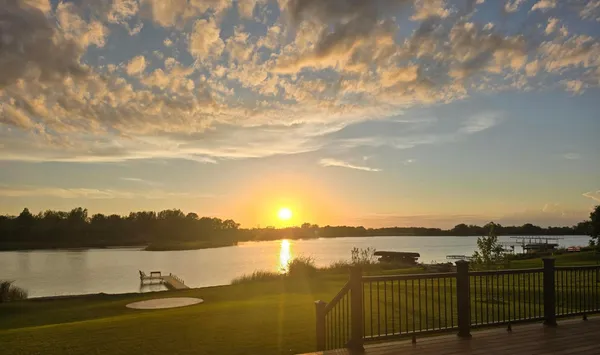 $749,900 | 39949 Sunset Shores Road Southeast, Mentor, MN 56736