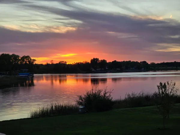 $749,900 | 39949 Sunset Shores Road Southeast, Mentor, MN 56736