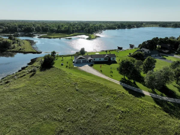 $749,900 | 39949 Sunset Shores Road Southeast, Mentor, MN 56736