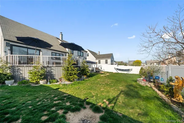 $749,999 | 13 Noon Place, Freeport, NY 11520