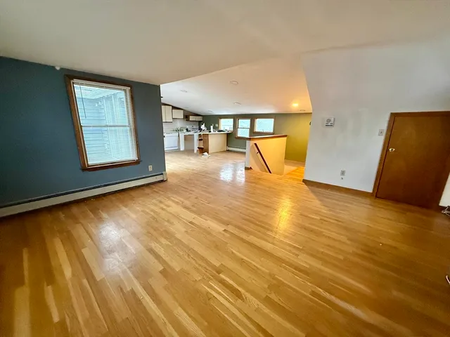 $2,300 | 12 Keenan Street, Unit 3, Watertown, MA 02472