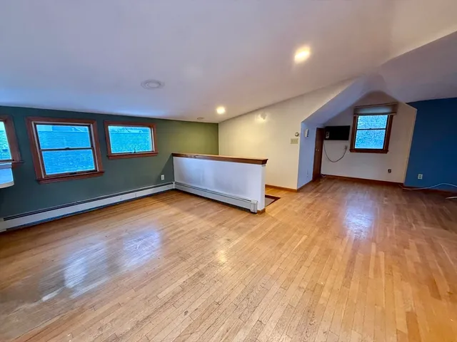 $2,300 | 12 Keenan Street, Unit 3, Watertown, MA 02472