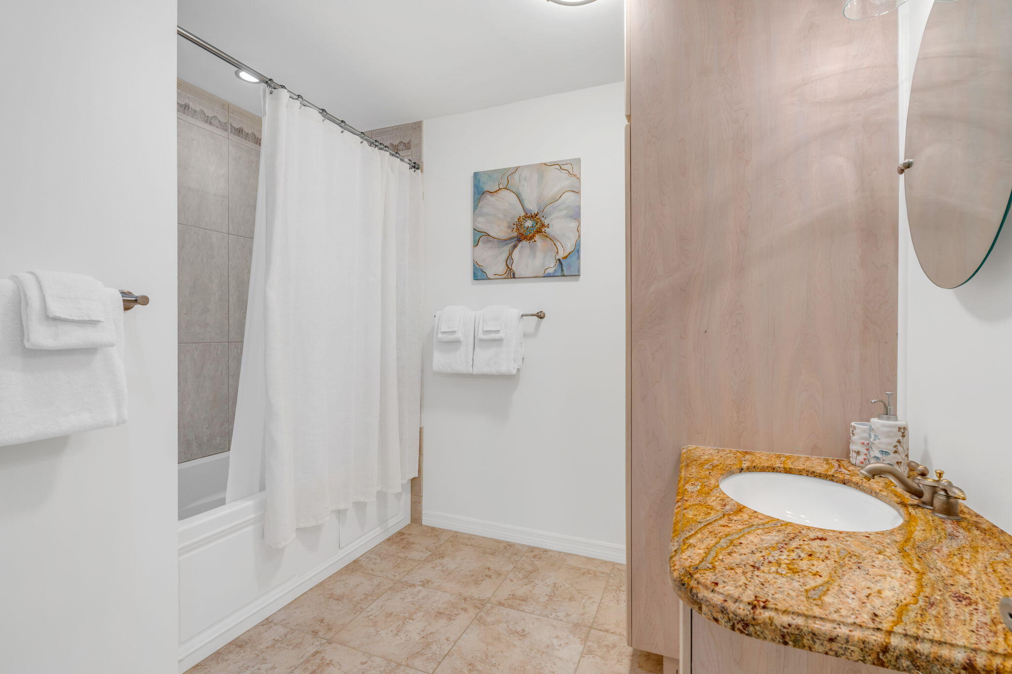 581 10th Street Key Colony Beach, FL 33051 - Photo 16 of 50 Primary Bath 1