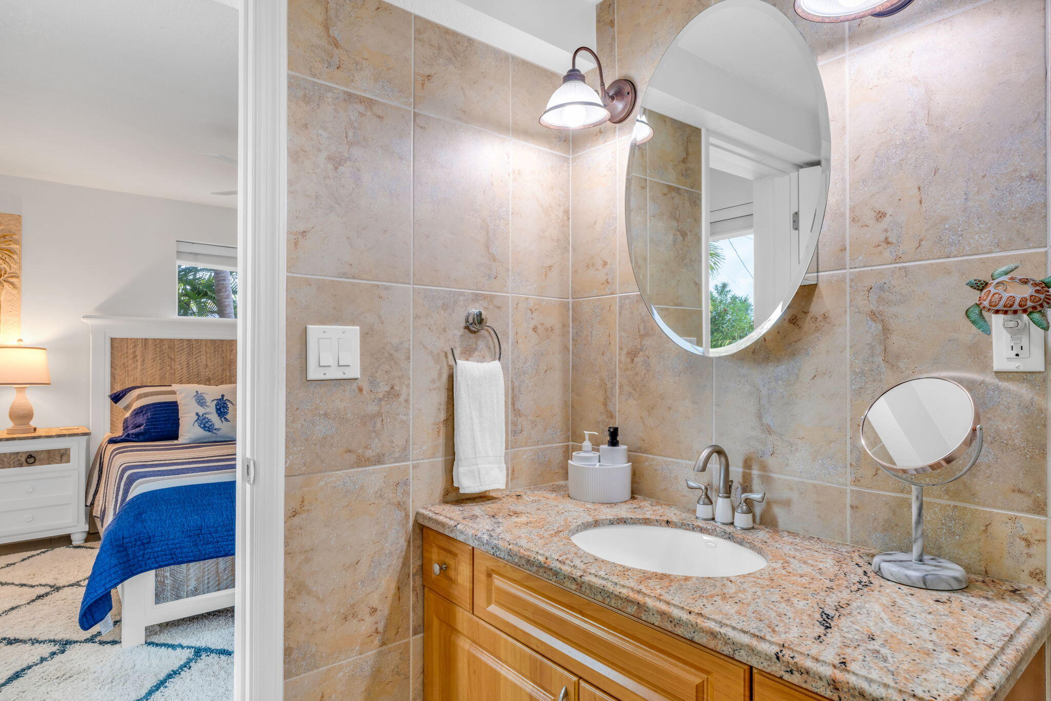 581 10th Street Key Colony Beach, FL 33051 - Photo 20 of 50 Primary Bath 2