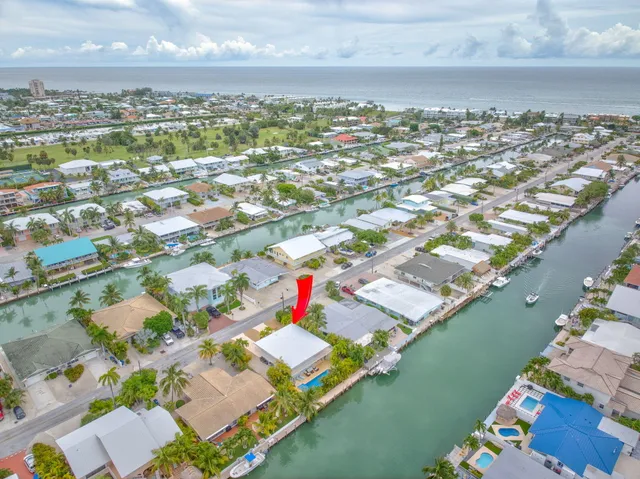 $2,750,000 | 581 10th Street, Key Colony Beach, FL 33051