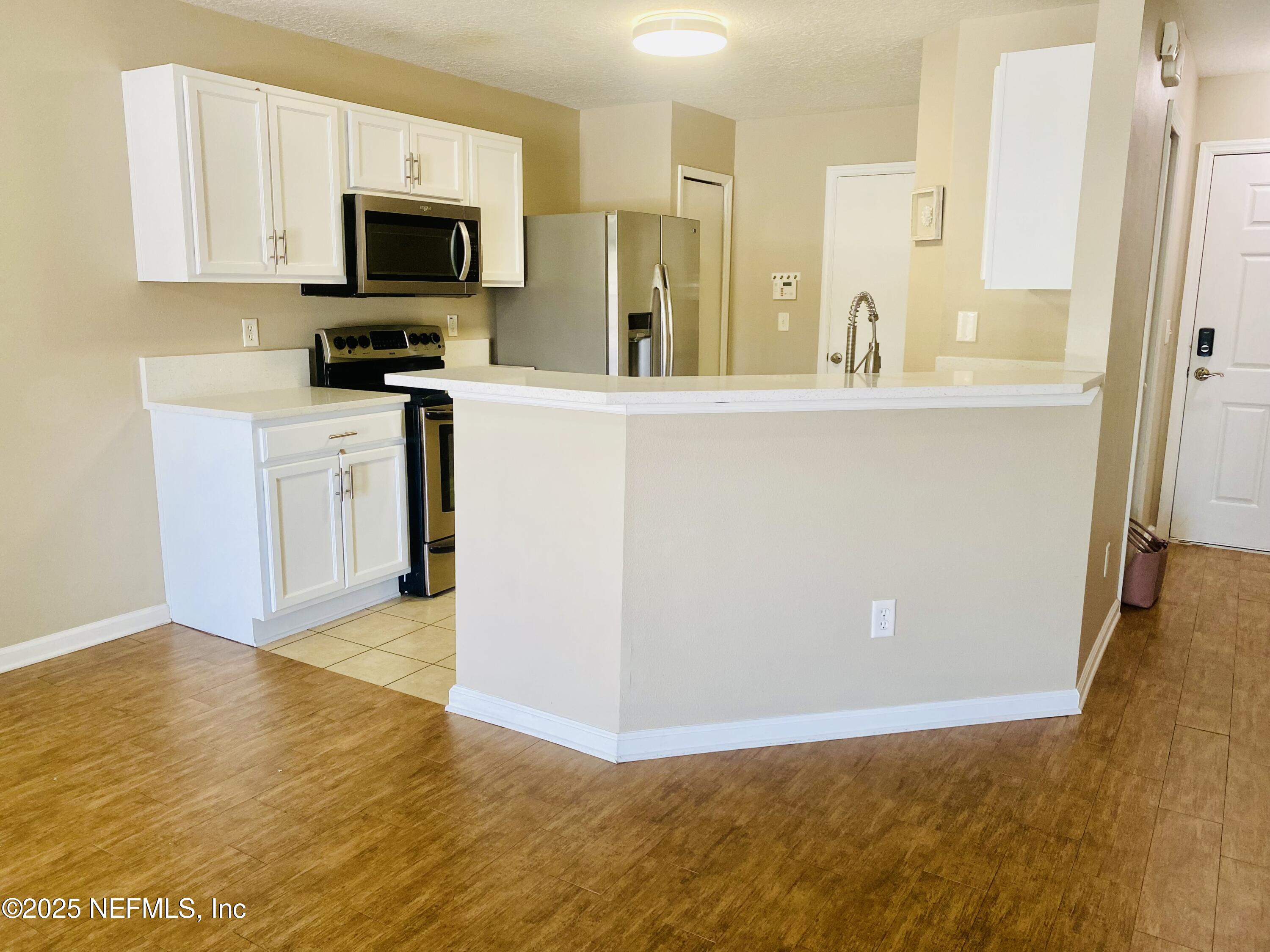 196 Brookfall Drive St. Augustine, FL 32092 - Photo 6 of 24 Kitchen