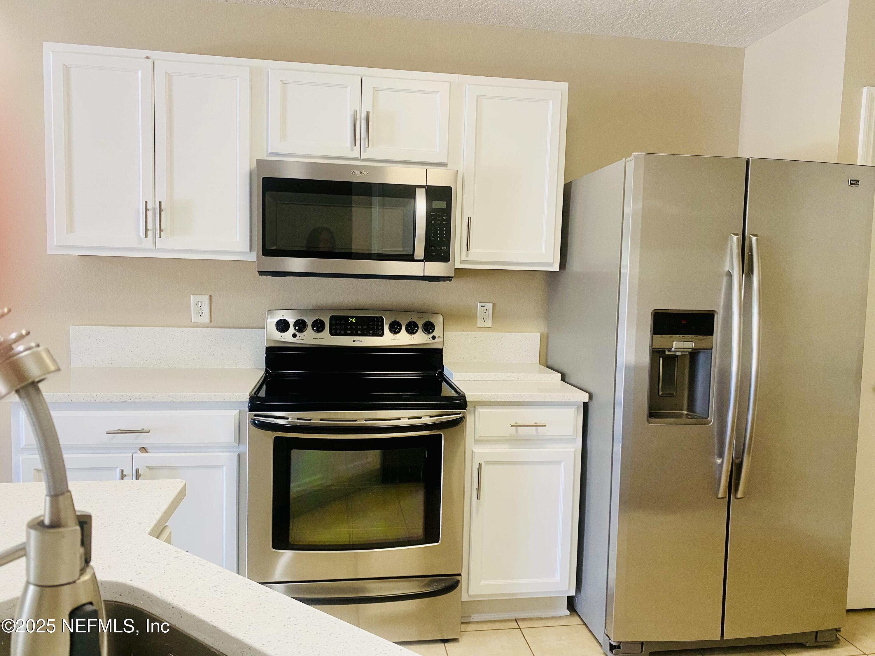 196 Brookfall Drive St. Augustine, FL 32092 - Photo 9 of 24 Kitchen