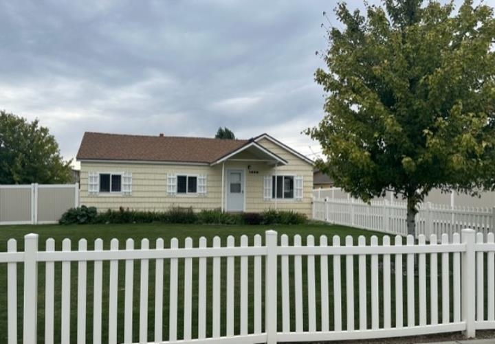 1803 North Flora Road Spokane Valley, WA 99016 - Photo 1 of 17 Gallery Image 1