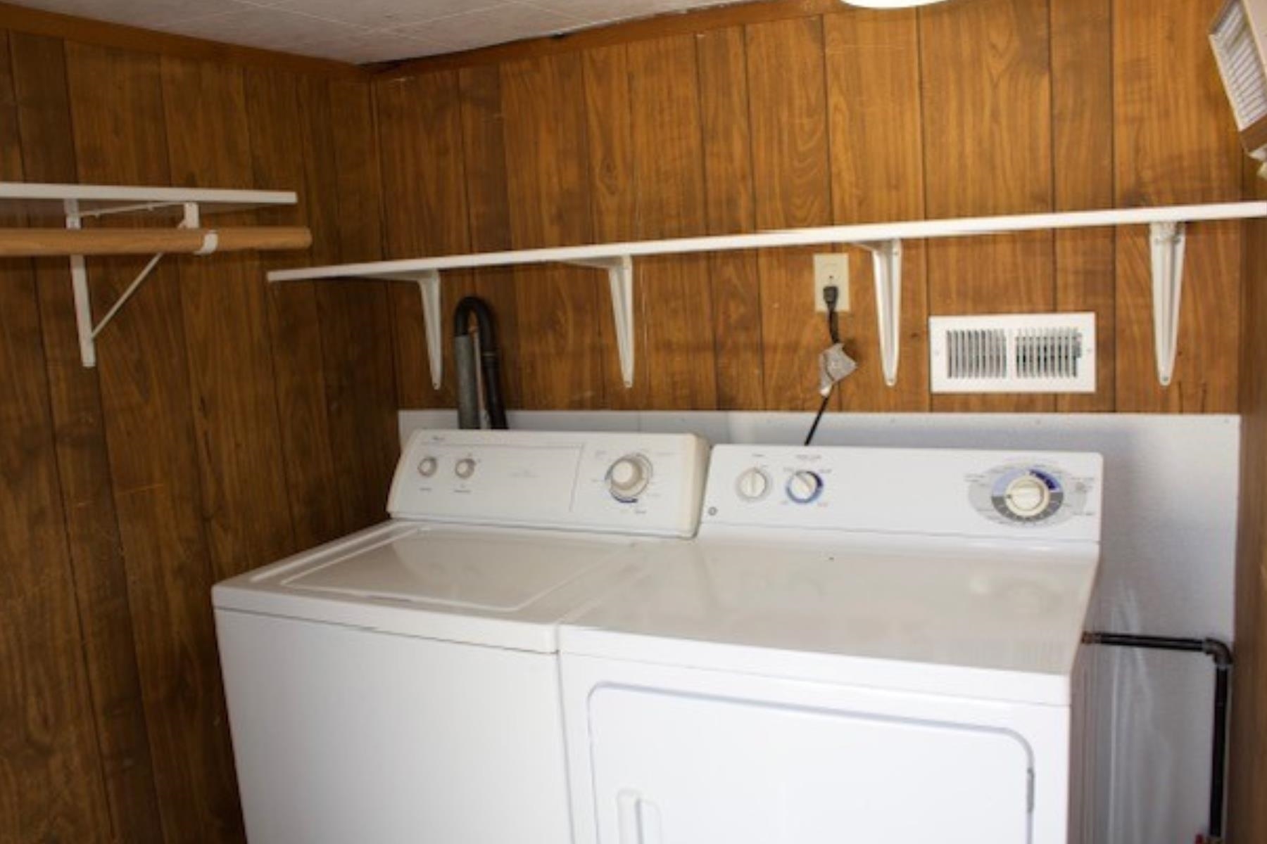 1803 North Flora Road Spokane Valley, WA 99016 - Photo 11 of 17 Gallery Image 11