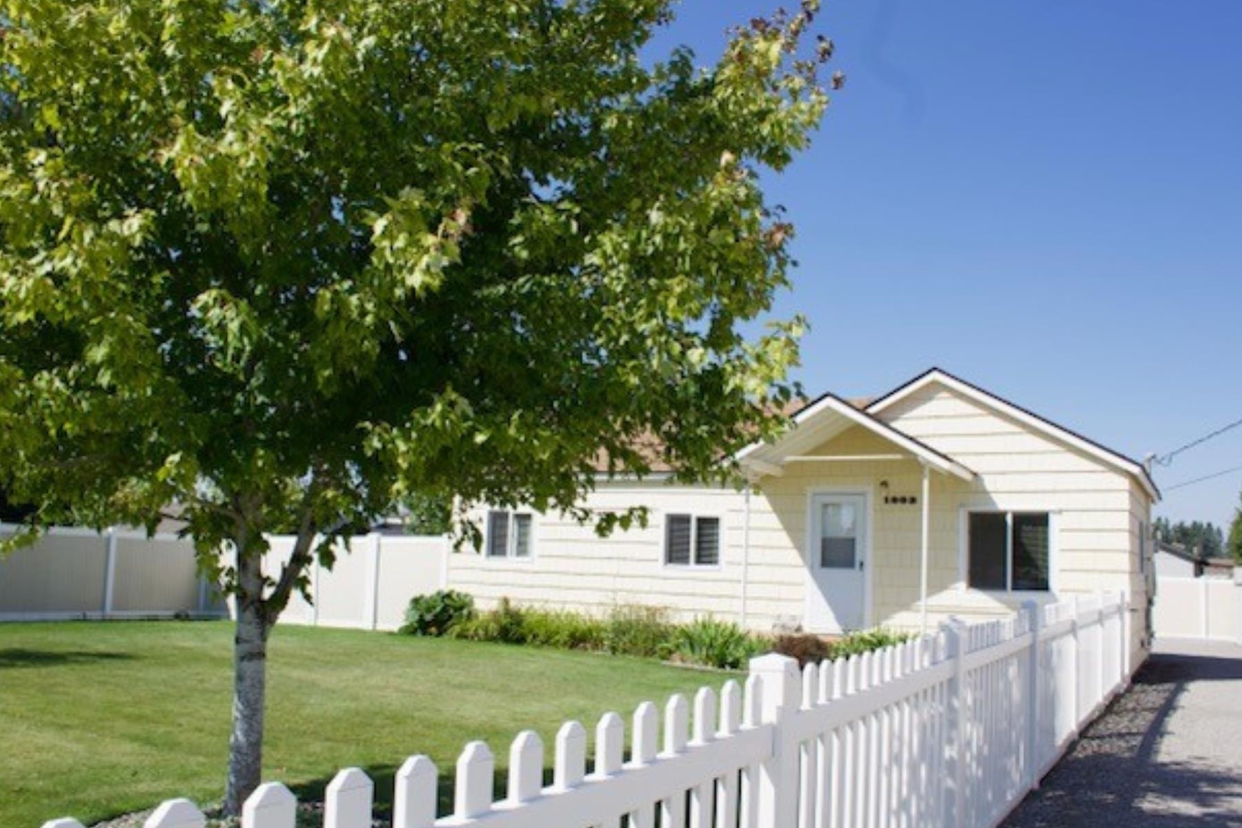 1803 North Flora Road Spokane Valley, WA 99016 - Photo 3 of 17 Gallery Image 3