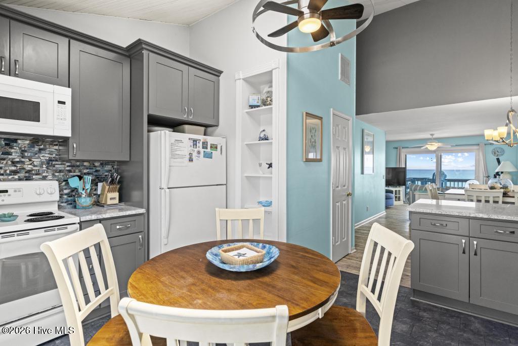 1928 New River Inlet Road, Unit 221 North Topsail Beach, NC 28460 - Photo 32 of 77 425A1644