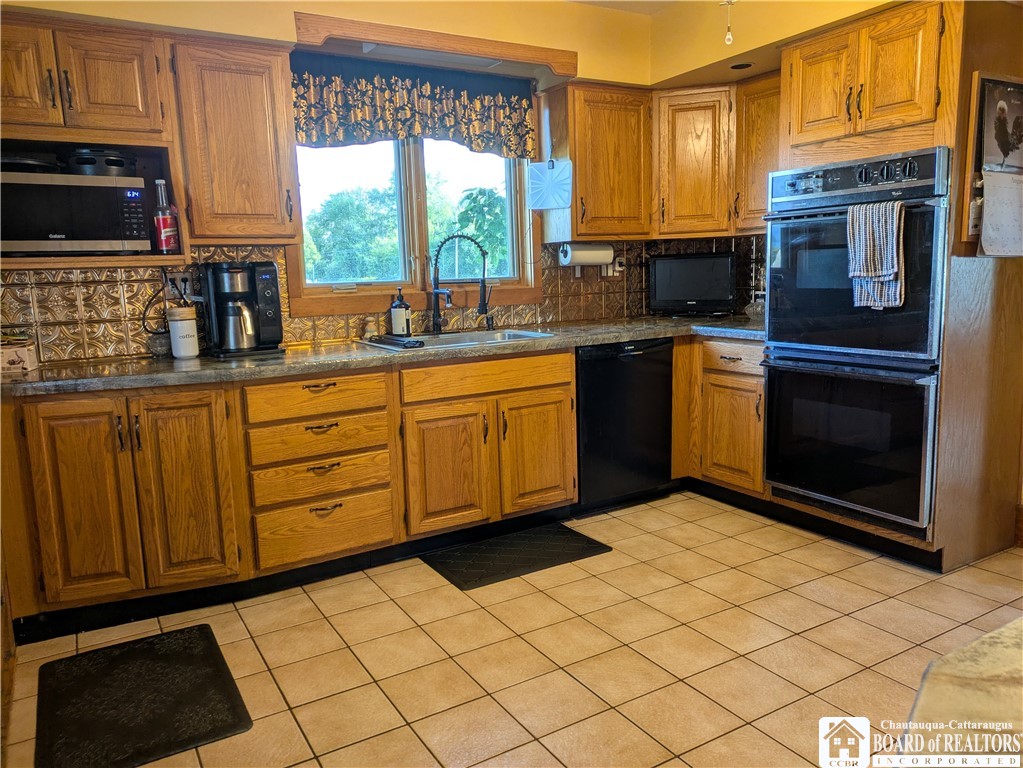 3215 Wilson Cambria Road Wilson, NY 14172 - Photo 14 of 50