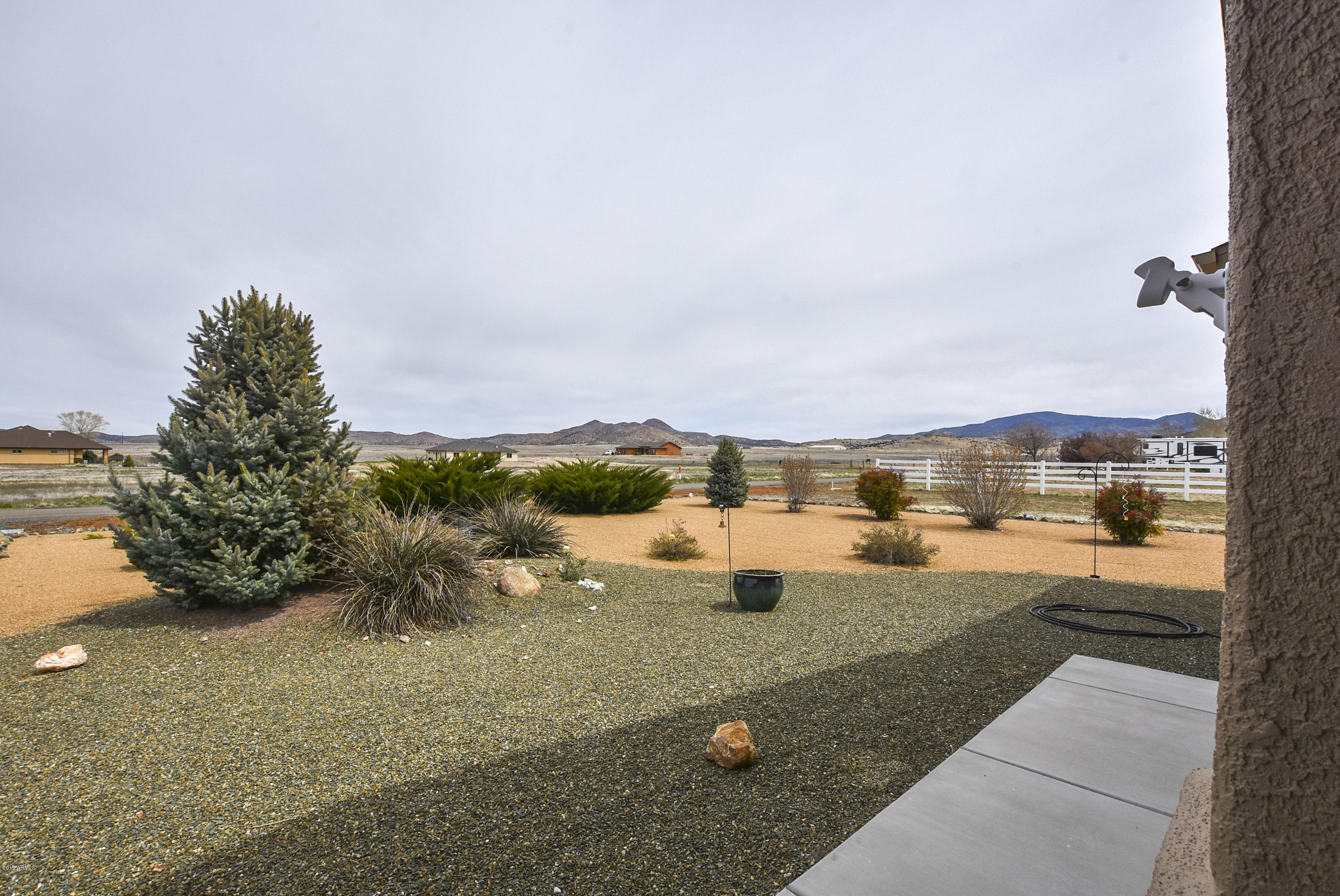 9375 East Hunters Ranch Road Prescott Valley, AZ 86315 - Photo 12 of 43 Front Yard