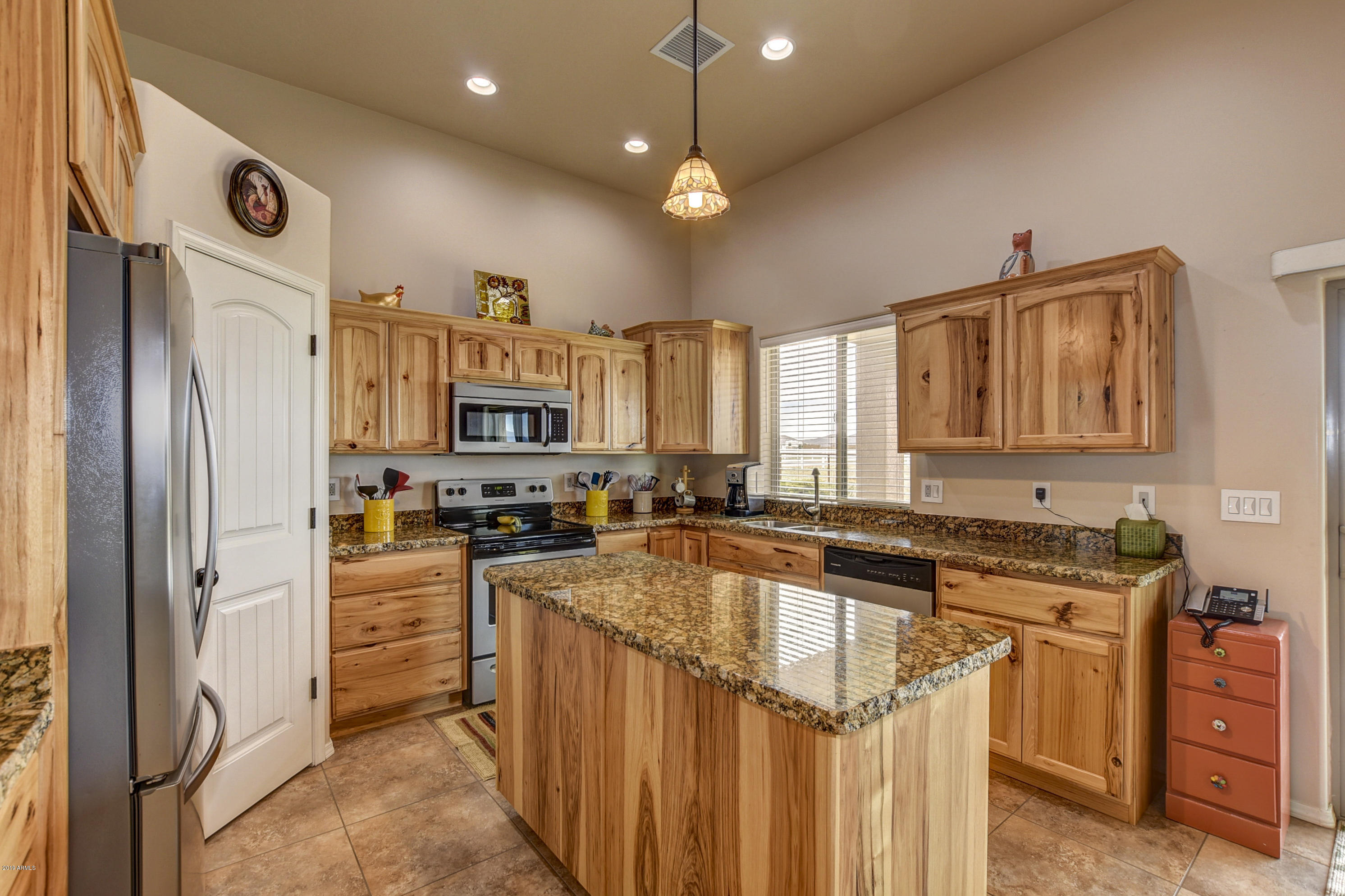 9375 East Hunters Ranch Road Prescott Valley, AZ 86315 - Photo 19 of 43 Kitchen