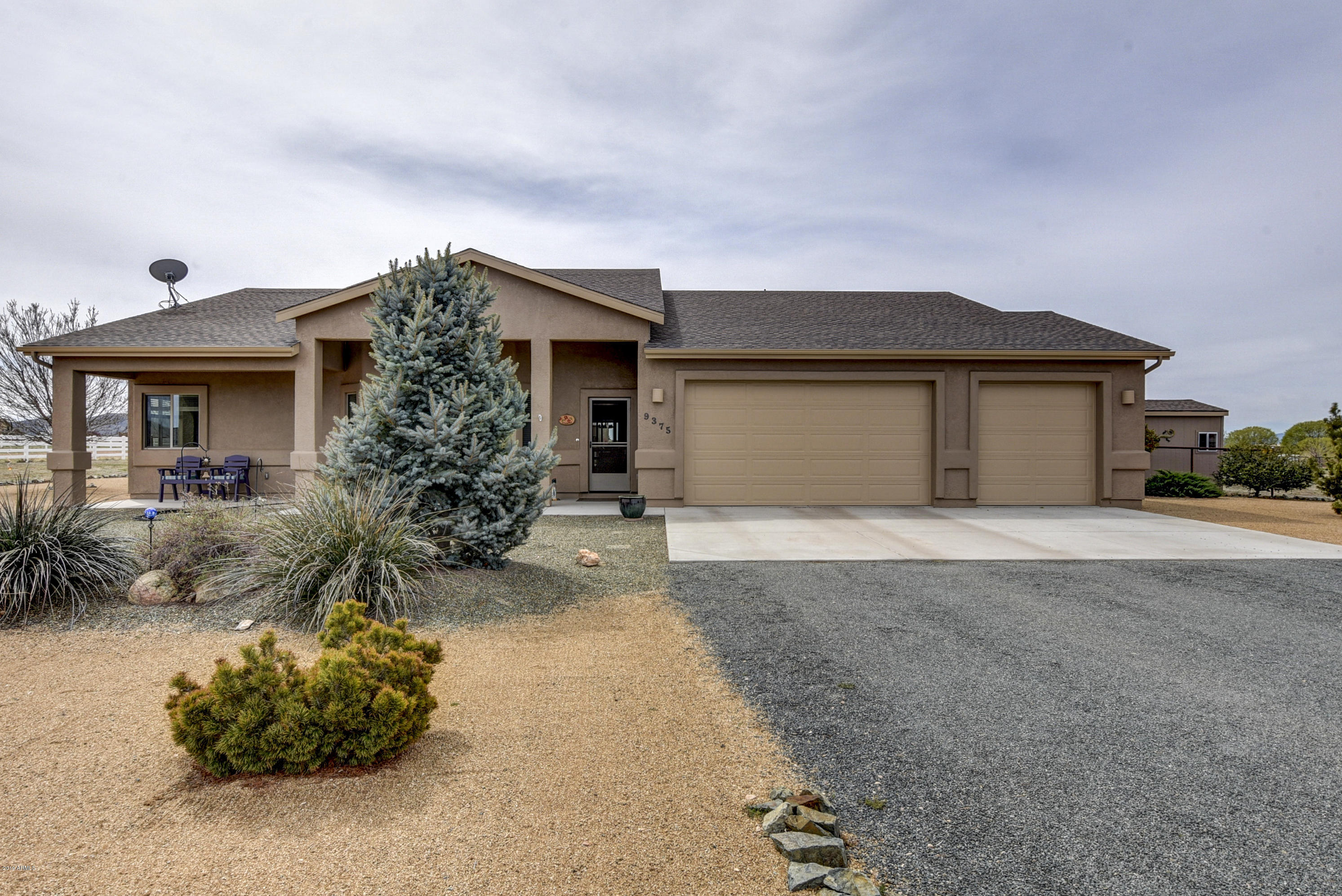 9375 East Hunters Ranch Road Prescott Valley, AZ 86315 - Photo 2 of 43 A Front View
