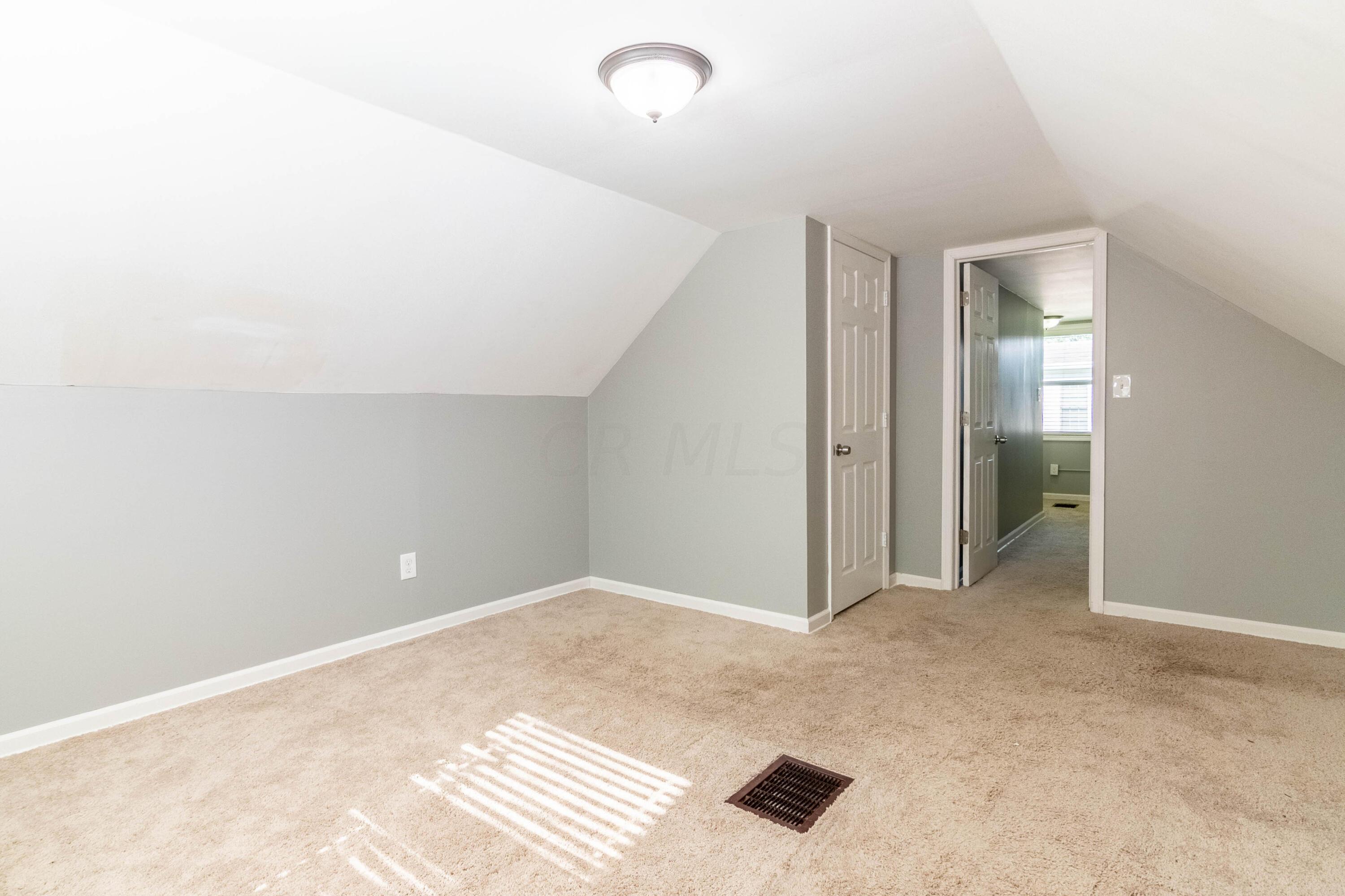 2522 Nottingham Road Columbus, OH 43221 - Photo 21 of 44 DSC_6410-HDR