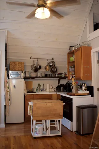 $2,100 | 249 Starr Ridge Road, Brewster, NY 10509