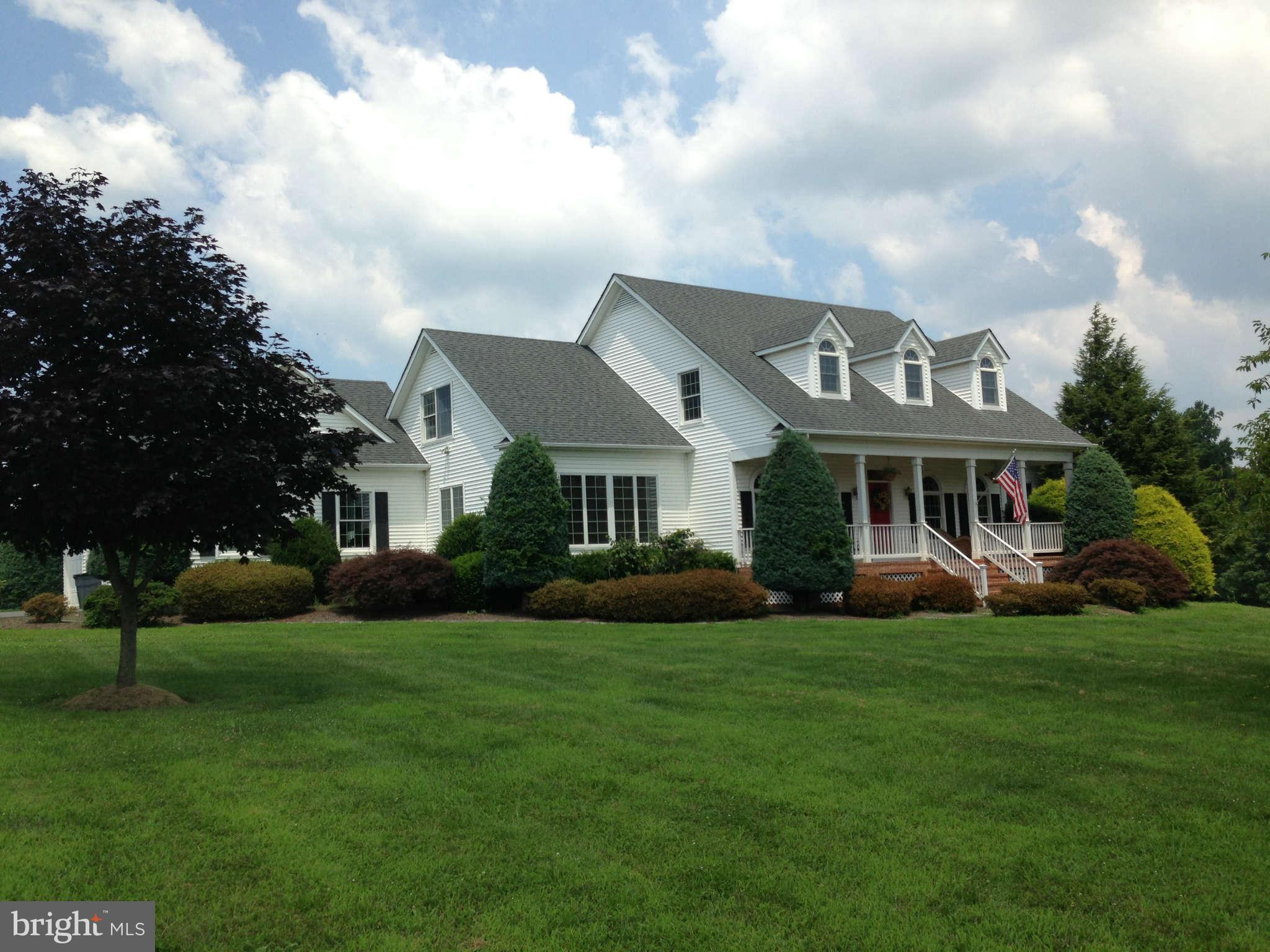 16441 Hampton Road Hamilton, VA 20158 - Photo 1 of 30 Exterior Front