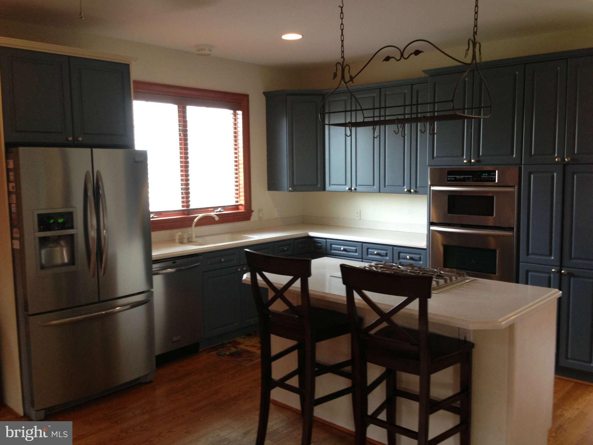 16441 Hampton Road Hamilton, VA 20158 - Photo 13 of 30 Kitchen