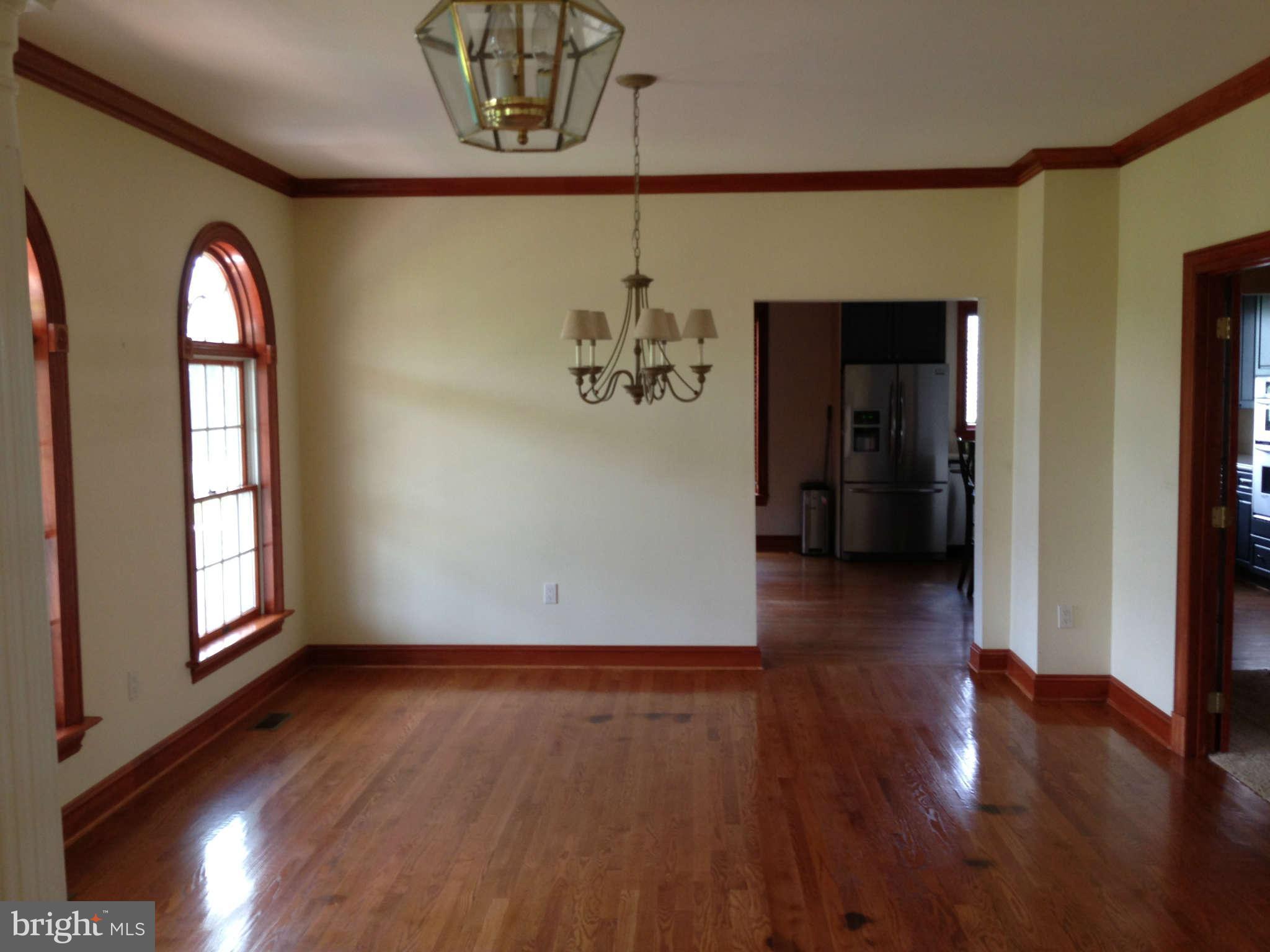 16441 Hampton Road Hamilton, VA 20158 - Photo 17 of 30 Living Room