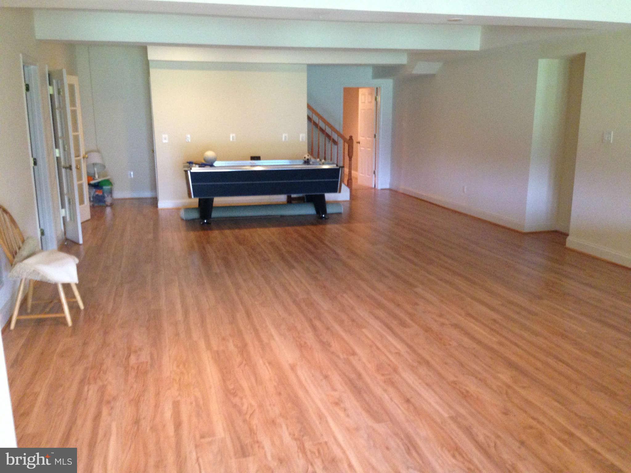 16441 Hampton Road Hamilton, VA 20158 - Photo 18 of 30 Family Room