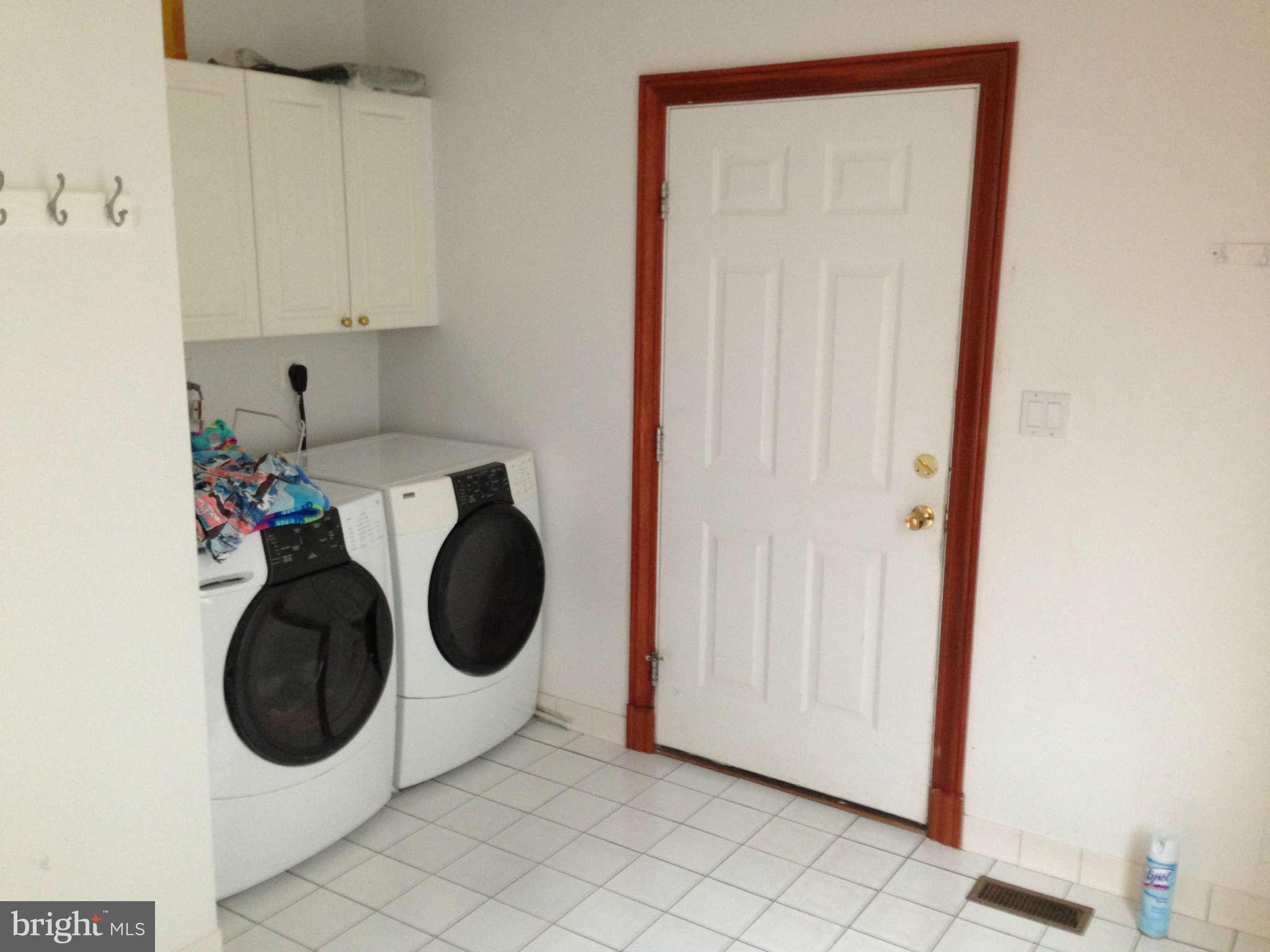 16441 Hampton Road Hamilton, VA 20158 - Photo 29 of 30 Interior General