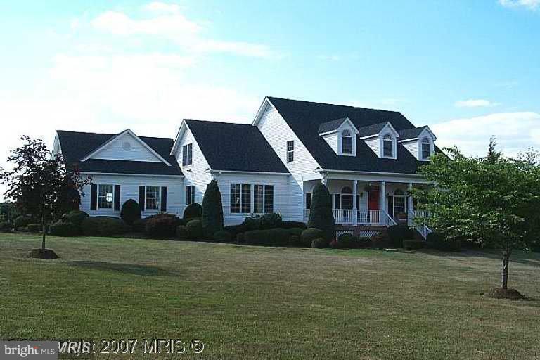 16441 Hampton Road Hamilton, VA 20158 - Photo 30 of 30 Exterior (Front)