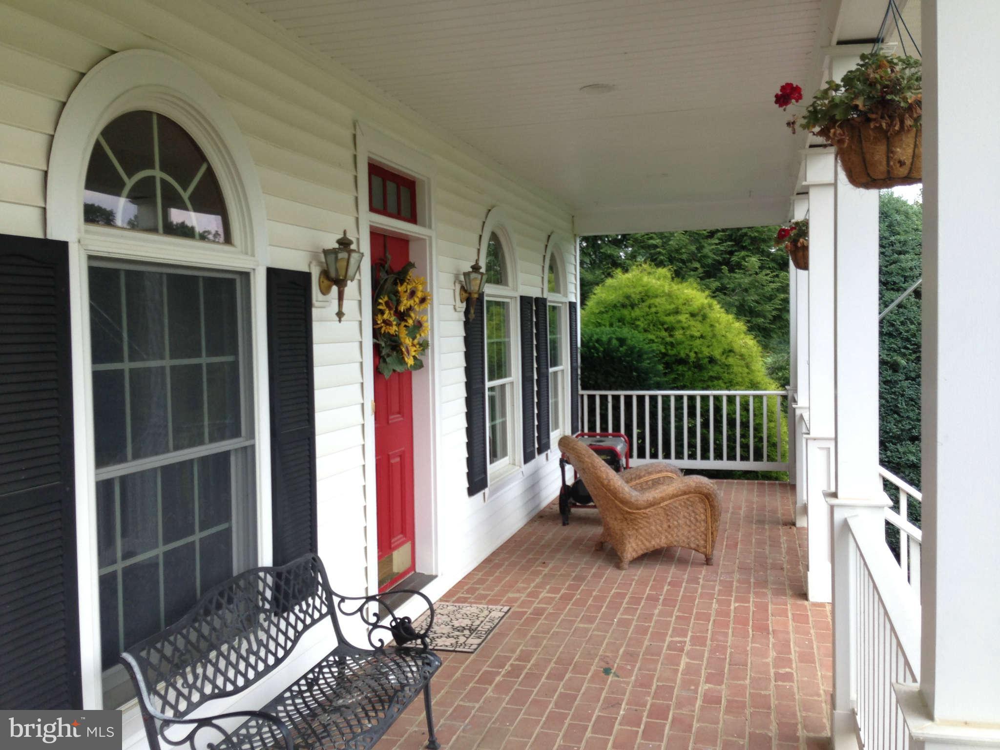 16441 Hampton Road Hamilton, VA 20158 - Photo 4 of 30 Exterior General