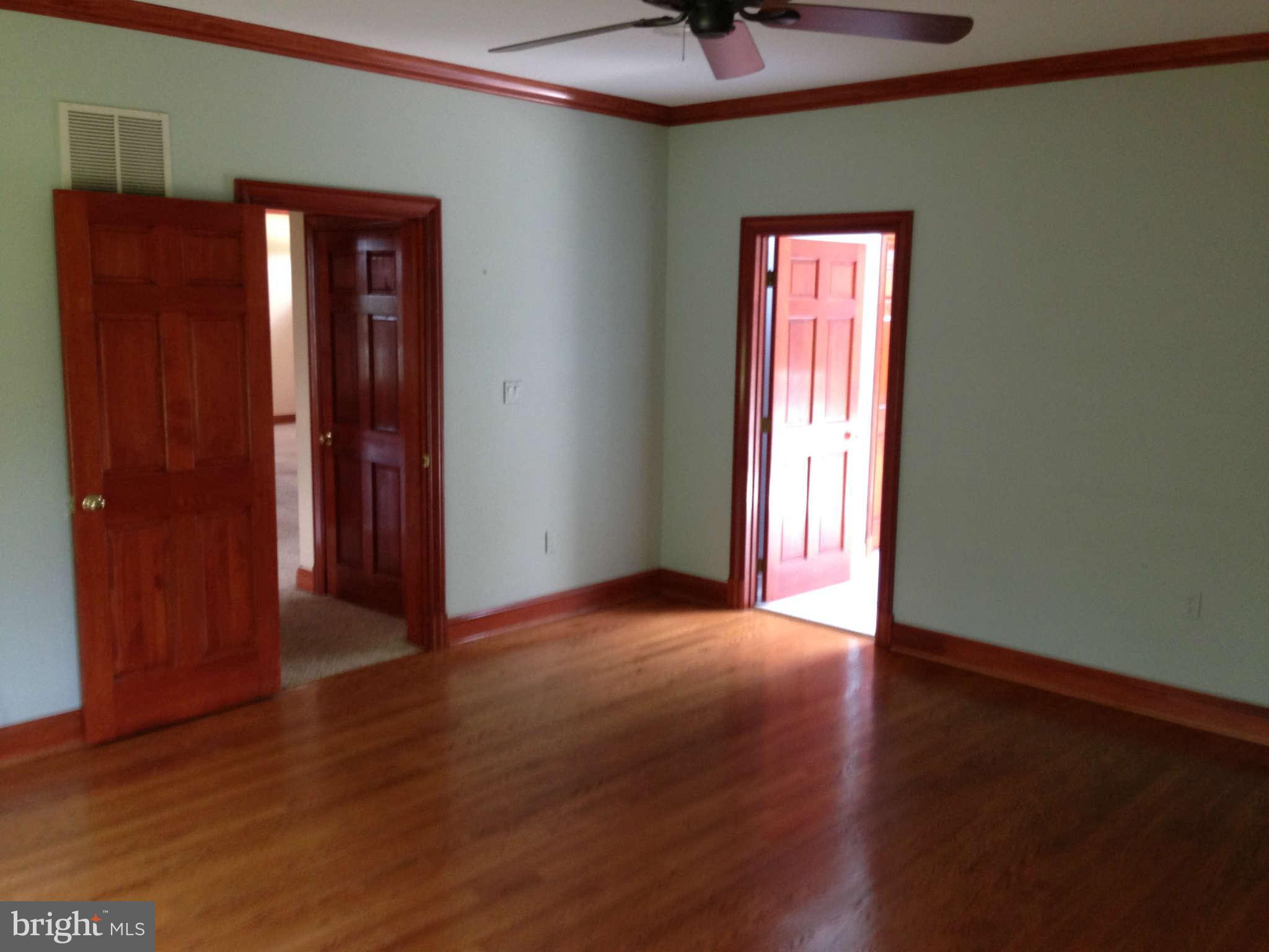 16441 Hampton Road Hamilton, VA 20158 - Photo 7 of 30 Dining Room