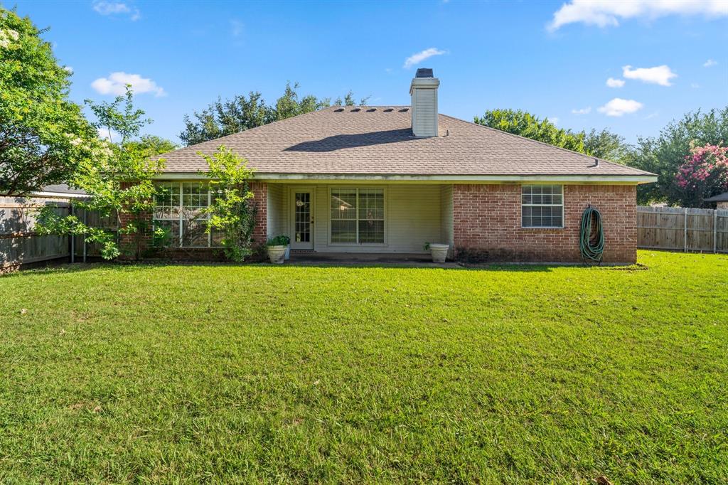 1005 Cheyenne Trail Hewitt, TX 76643 - Photo 8 of 9