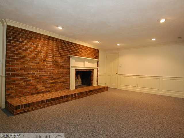 1025 Chester Road Winston-Salem, NC 27104 - Photo 8 of 16 Playroom.