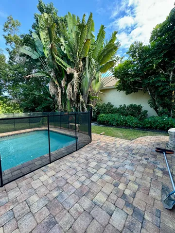 $5,800 | 10366 Buena Ventura Drive, Boca Raton, FL 33498